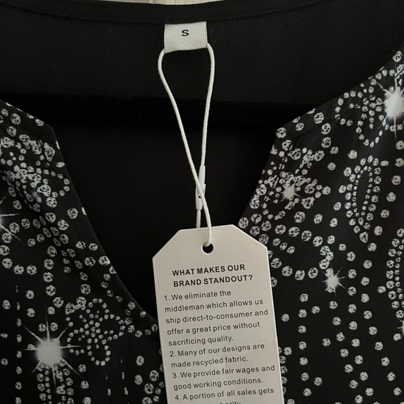 Black Dress.  size small.  never worn - Picture 3 of 3